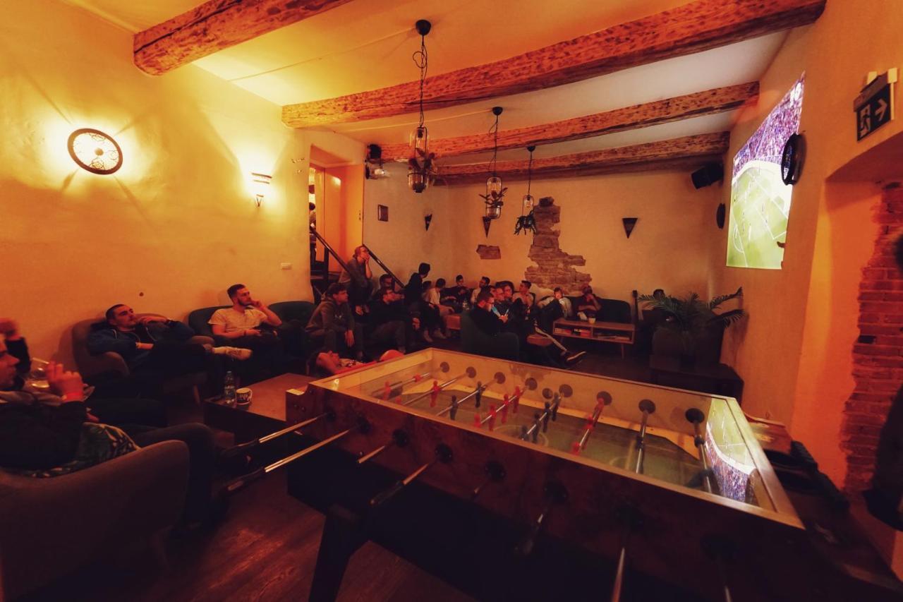 The Monks Bunk Hostel & Bar Tallinn Exteriör bild